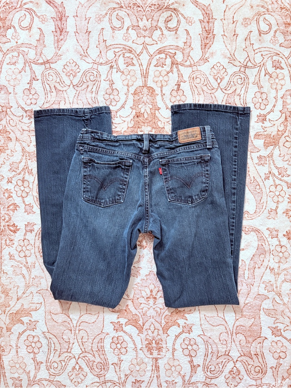 Levi's Womans Medium Blue Straight Jeans